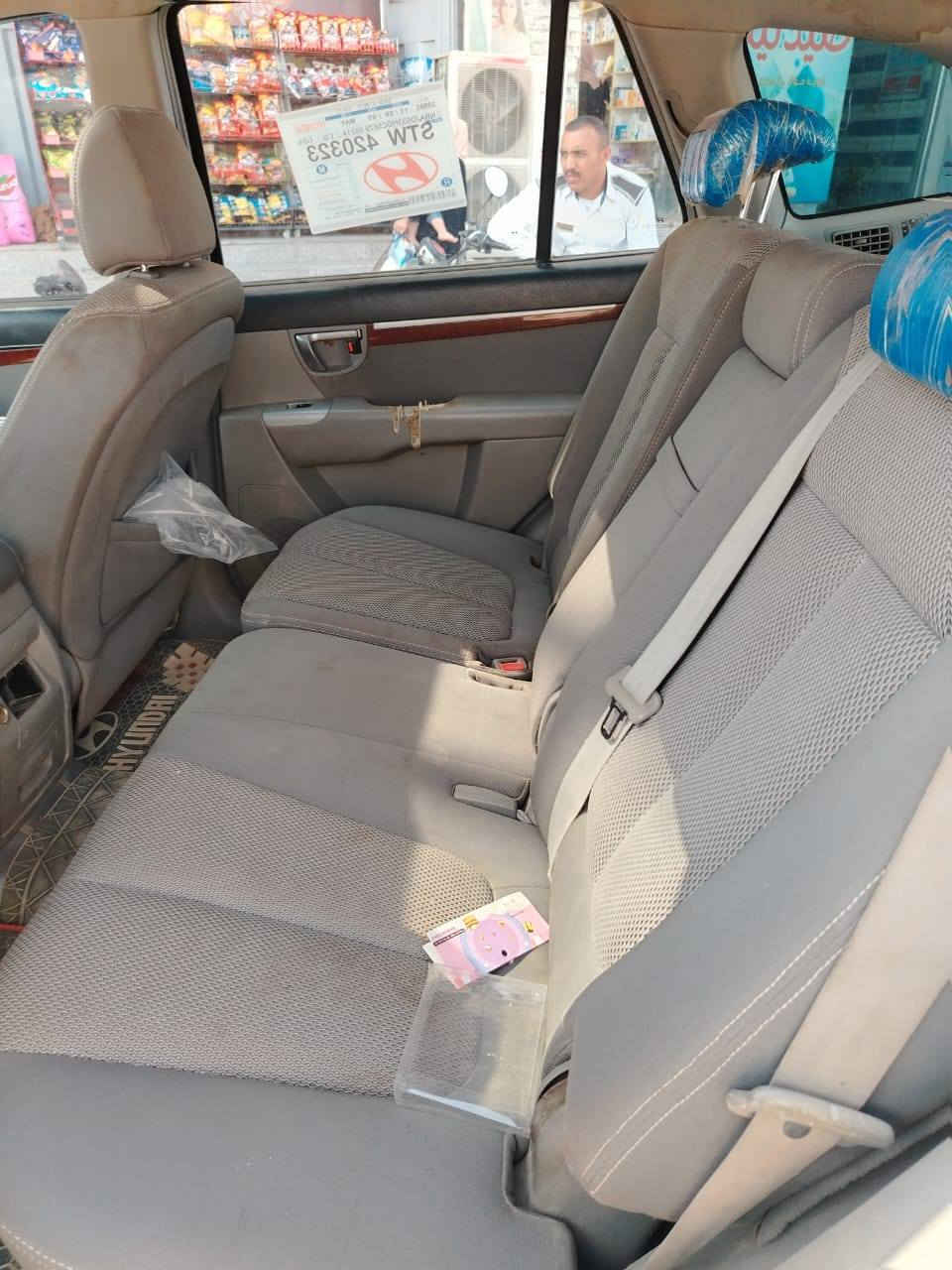 سلام عليكم للبيع سنتافي خليجي 
موديل 209.      سعر ١١٠ بيه مجال 
فووول مواصفات  ٦ سلندر 
صبغ جملوغ وبنيد بدون دواخل 
استفسار اتصال ***********
