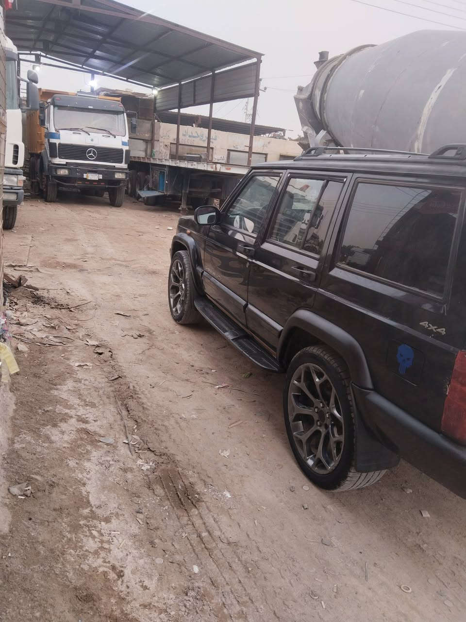 السلام عليكم جيب شيروكي موديل 2000 رقم بغداد مكينه vvt 3000 مكينه كير حداديه تخم تاير جاهزه ترايك وين ماتريد  السعر 48 وبيه مجال قليل مكاني ناصريه وابو السنويه هم ناصريه مشروع وطني تحويل مباشر استفسار اكثر *********** مكلف بلنشر
