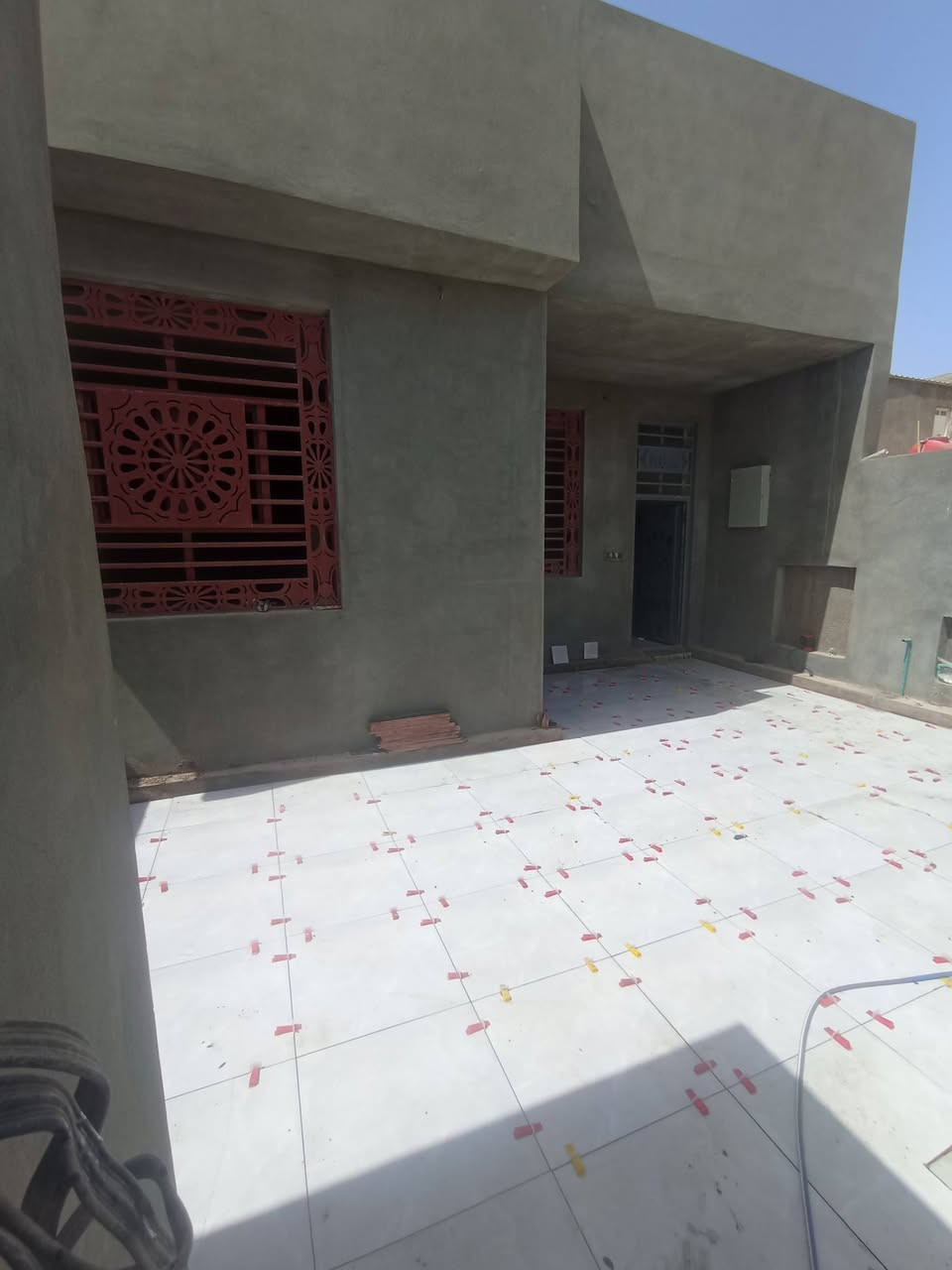 سلام عليكم خلفه سيراميك الواح بورسلين جداري وارضي شغل درجة اولى ع الليزر حاليا متفرغ للاستفسار الاتصال على الرقم ***********مكاني نجف كوفه
