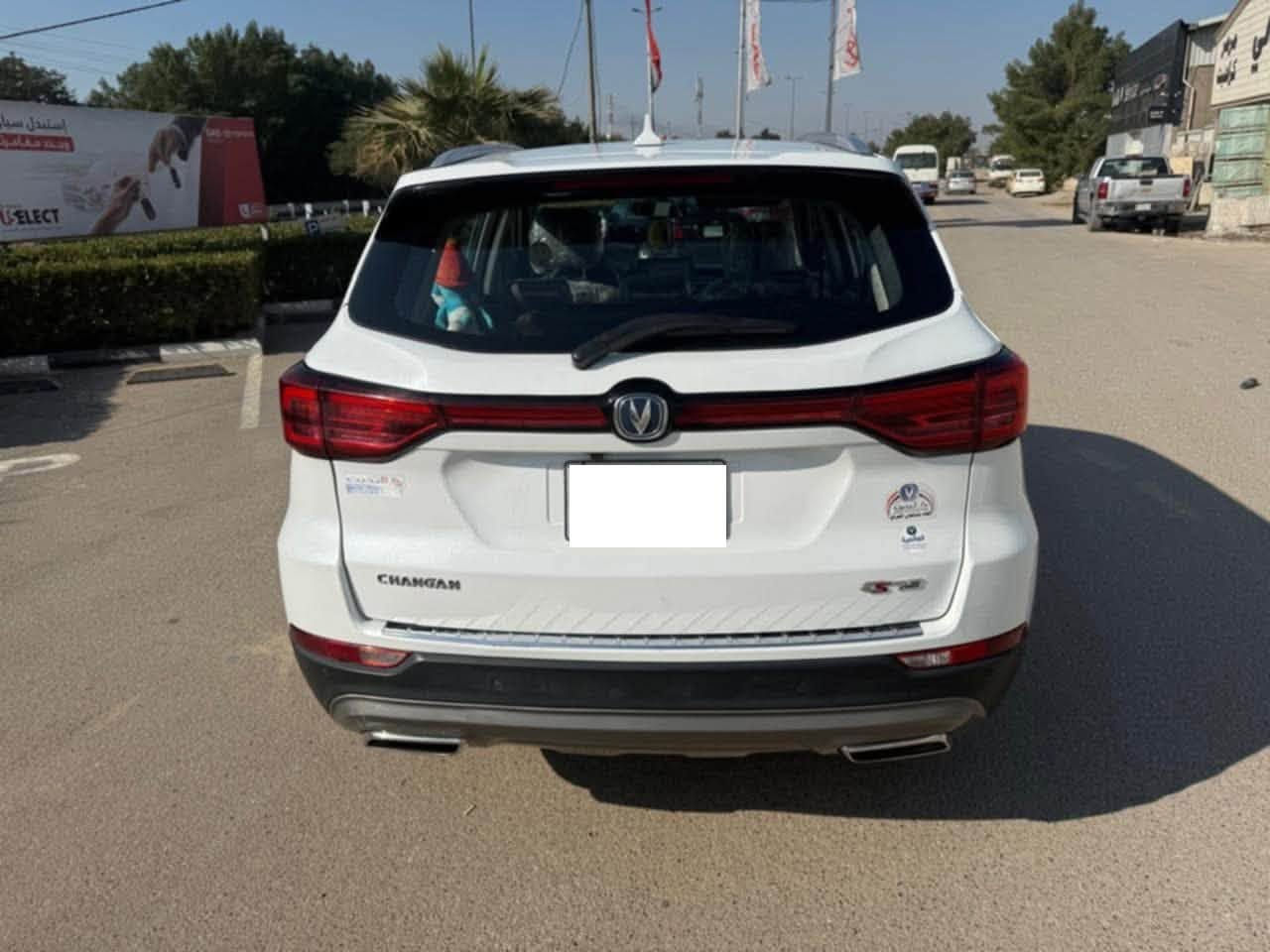 السيارة: شانجان  CS75

الموديل: 2019

اللون: أبيض

رقم بغداد بسمي 

السعر135

المواصفات الداخلية:

بصمة تشغيل 

تبريد 2 قطعة  تبريدها ثلج ❄️

شاشة أندرويد كبيرة لمس

شاشة تفاعلية

بلوتوث

مثبت سرعة

تحكم ستيرن 

اتو هولد 

سايد بريك دكمة 

ثلاجة مشروبات 

مرايا كهربائية

جام كهرباء 

عدد 8 قطعة إيرباك (وسائد هوائية)

5 مكبرات صوت

نظام إنذار

نظام ملاحه (GPS)

المواصفات الخارجية:

أضواء LED

أضواء زينون

حساسات ضغط الإطارات

حساسات اصطفاف

كاميرا خلفية

كاميرا جانبية 

جناح خلفي

ويل كب عدد 4 

اشاير بالمري 

مري شفط 

اريل قرش (نفكيشن) 

المواصفات الميكانيكية:

محرك 1,800 CC  تيربو

4 سلندر
.


**إذا كنت صاحب هذا الإعلان وتريد حذفه لأي سبب، رجاءا أرسل رسالة إلى الدعم الفني**