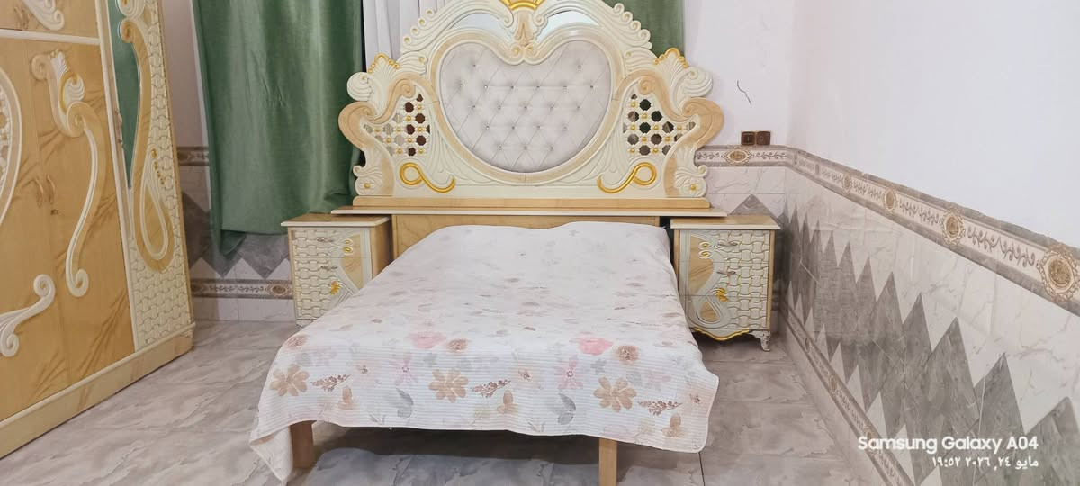 السلام عليكم من رخصه الادمن غرفه نوم للبيع اخت الجديده للستفسار الاتصال ***********
