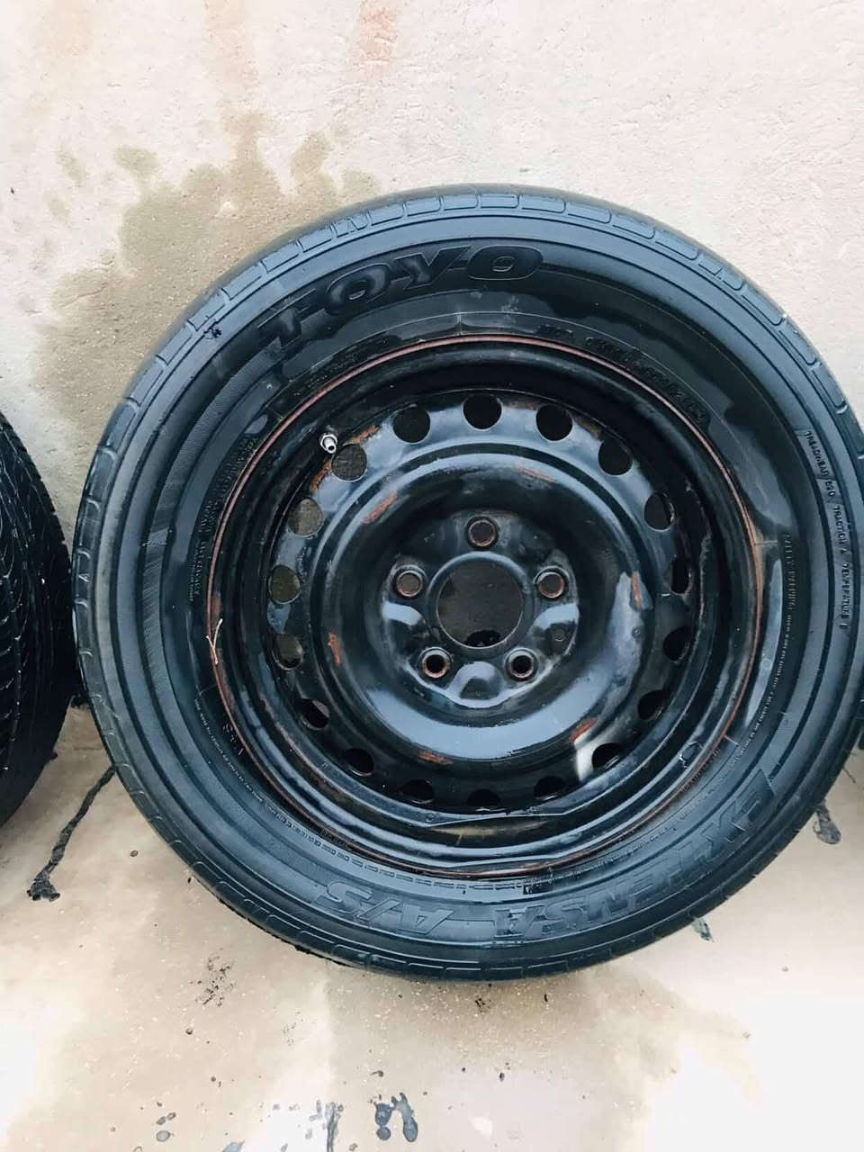 السلام عليكم تخم اوياله و تايرات للبيع حجم 16 السعر 125 او بيهن مجال لطيبين مكاني بابل الإسكندرية متواجد فيسبوك او هاذ رقمي بي واتساب ***********
