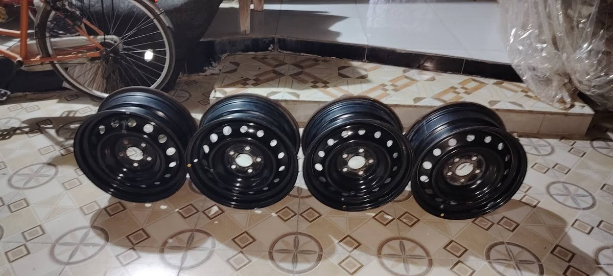 السلام عليكم عندي تخم ويل اسود عادي حجم ١٦ مال سوناته أوبتما للبيع قفلهن ١٠٠الشراي يتصل ***********او *********** عنواني ديالى بلدروز
