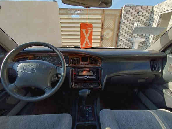 السلام عليكم سيارة بطه فصل البيع موديل 93رقم بصرة شرط تحويل سيارة كفاله كصه ونقل جثه والعيب الشرعي الصوليات محرك وكير 2500 ونص ثنينهن مكفولات سيارة فنر بلاد سيارة جاهزه من كلشي حداده وتخم تايرات وتبريد  كهربائية كلهن شغلات  ودواخلها كلهن شغلات ونضيفه سيارة جاهزه من كلشي مابيه نقص سعر 60وبيه مجال الرقم ***********
