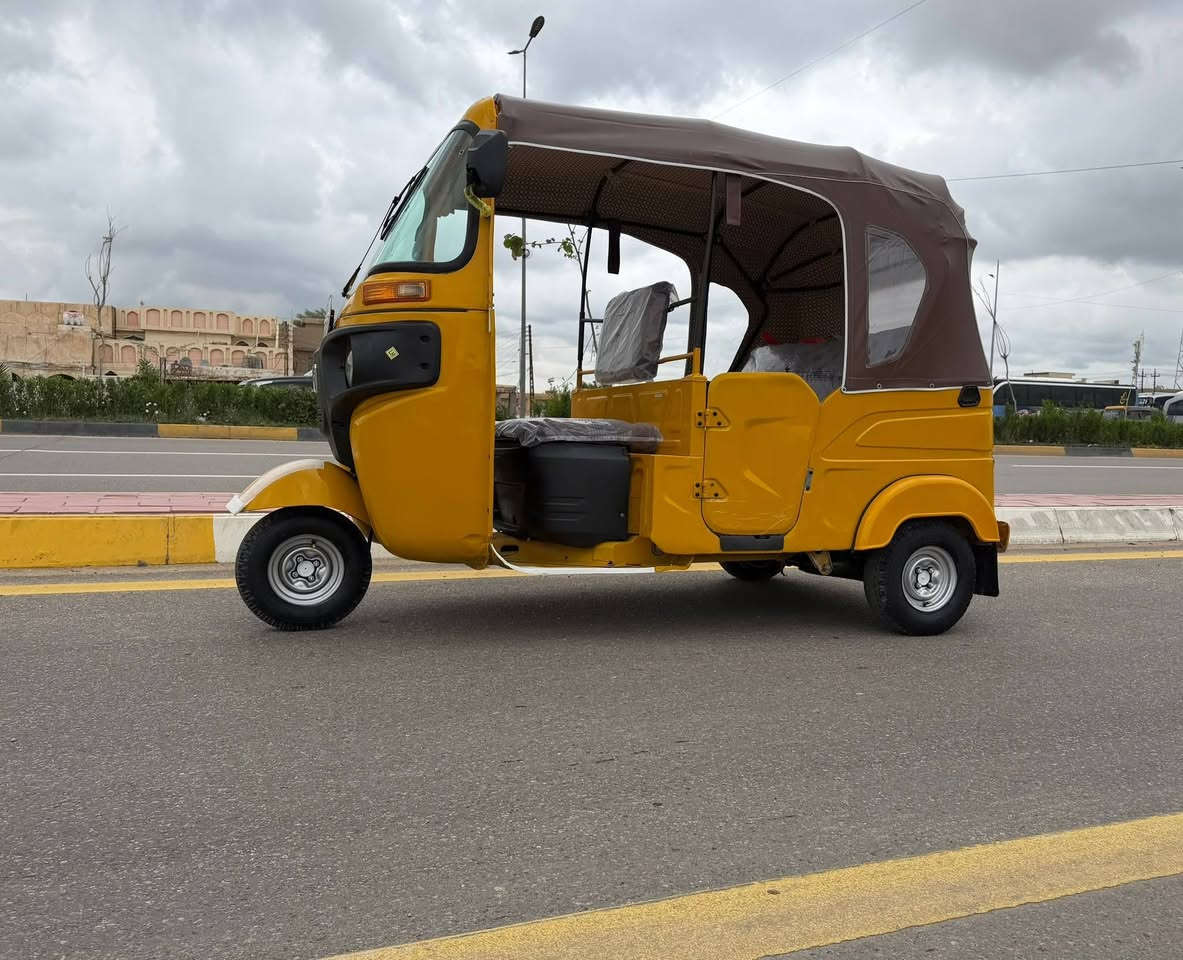 تكتك موديل 2022 كفاله عامه السعر 4 مليون 
الرقم *********** الاستفسار
