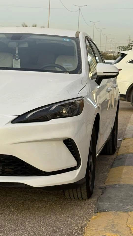 byd سيل
موديل 2025 

مكان السيارة نجف 

ماشيه الفين ونص 

مرقمه بغداد بأسمي 

بعدهي وضع الزيرو 

***********وتساب

السعر20200 مليون وبيه مجال بسيط
