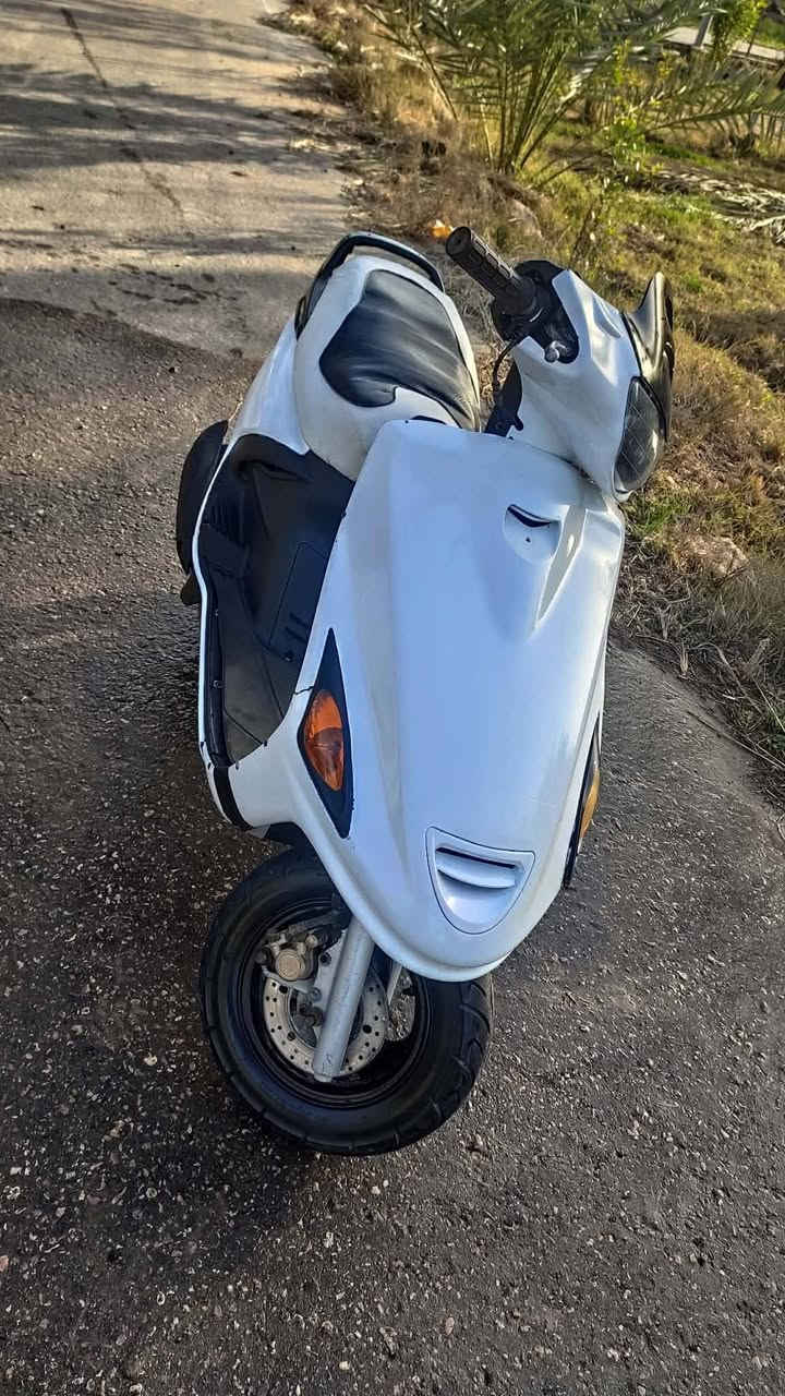 دراجة فراشة فور تي
سرعة 140

محرك مامفتوح 

دراجه صار شهرين نازله رمبة

كلجات tmp مزود. خرز 

شلعه ومعدل 130

لاصرف لا بخار 

تشغيل بصمة عن بعد 

حساس انذار وسرقة

السعر 550 الف


**إذا كنت صاحب هذا الإعلان وتريد حذفه لأي سبب، رجاءا أرسل رسالة إلى الدعم الفني**