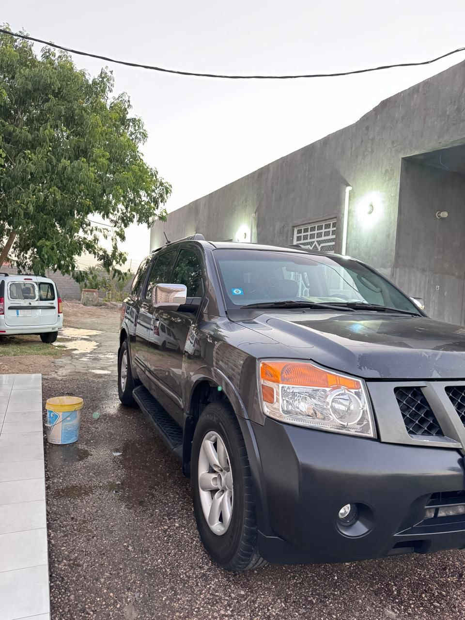 السلام عليكم
نيسان ارماده 
موديل 2011 
رقم انبار 
كشنات كهرباء 
شاشه
محرك 8 سلندر 
تبريد 3 قطع
7 راكب

مكان السيارة الأنبار الرمادي 

***********
