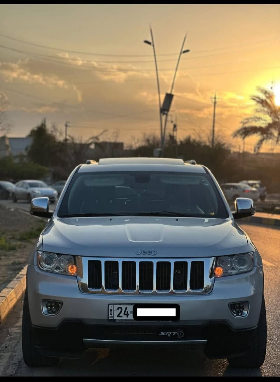 السلام عليكم
جيب لاريدو 
موديل ١١
شرط التحويل 
رقم دهوك 
ماشيه ١١٢ الف ميل 
.
السياره كلين بيها مكانين بارد بدون صبغ
.
المواصفات 
فتحه سقف 
كشنات جلد
محرك ٨ سلندر 
بصمه تشغيل 
قطعتين تبريد 
ستيرن هيلكات 
وبقية المواصفات المعروفه 
.
سعرها مناسب.
الموقع الموصل حي نركال 
لمعرفه السعر الاتصال على الرقم 
***********
