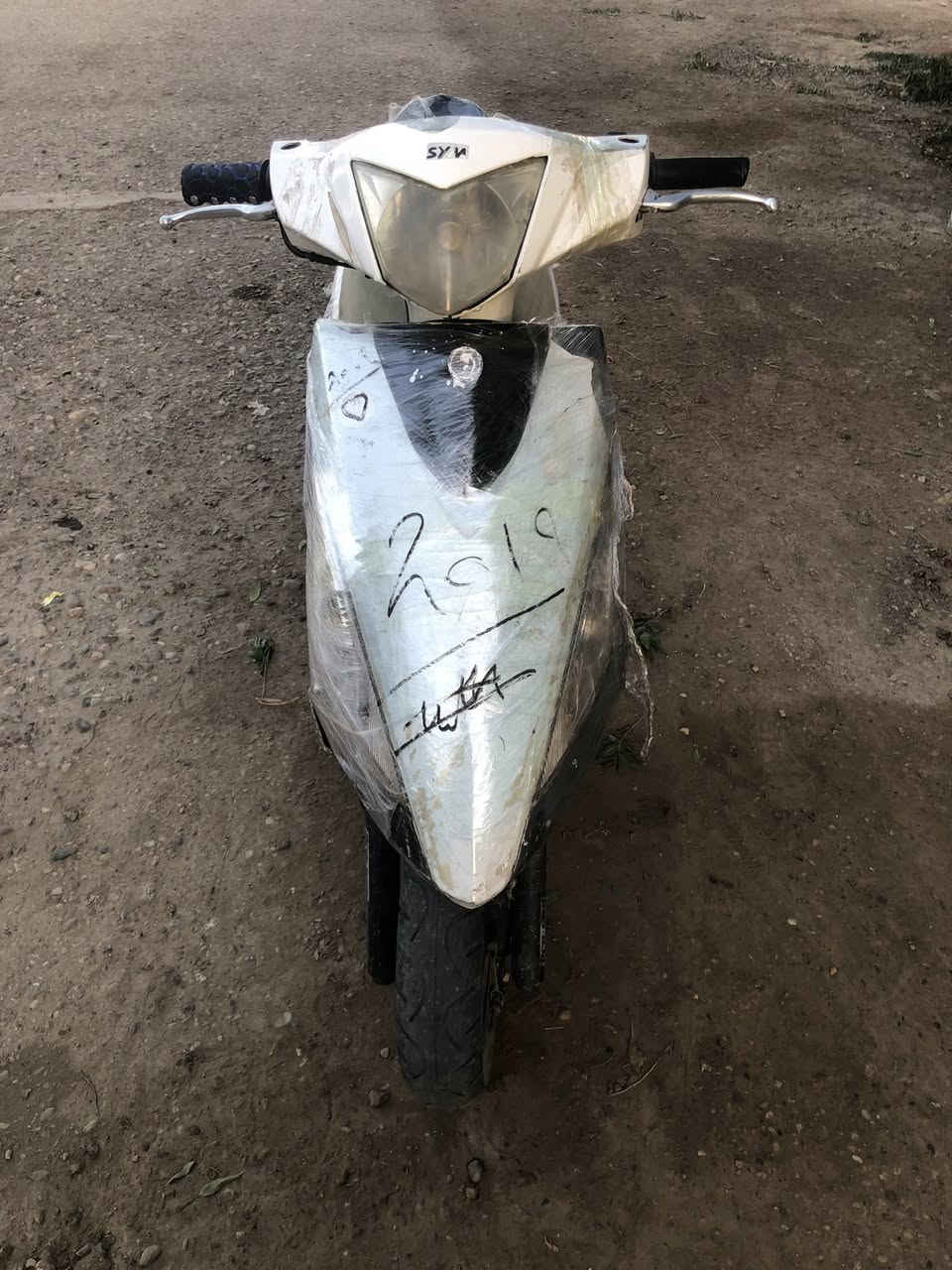 السلام عليكم موطور سايم جي تي ياباني مكمرك اوراق اصوليه نوزل محرك نضيف كهربائيات شغاله نكره صلف محرك ناعم السعر 300 وبس مجال


**إذا كنت صاحب هذا الإعلان وتريد حذفه لأي سبب، رجاءا أرسل رسالة إلى الدعم الفني**