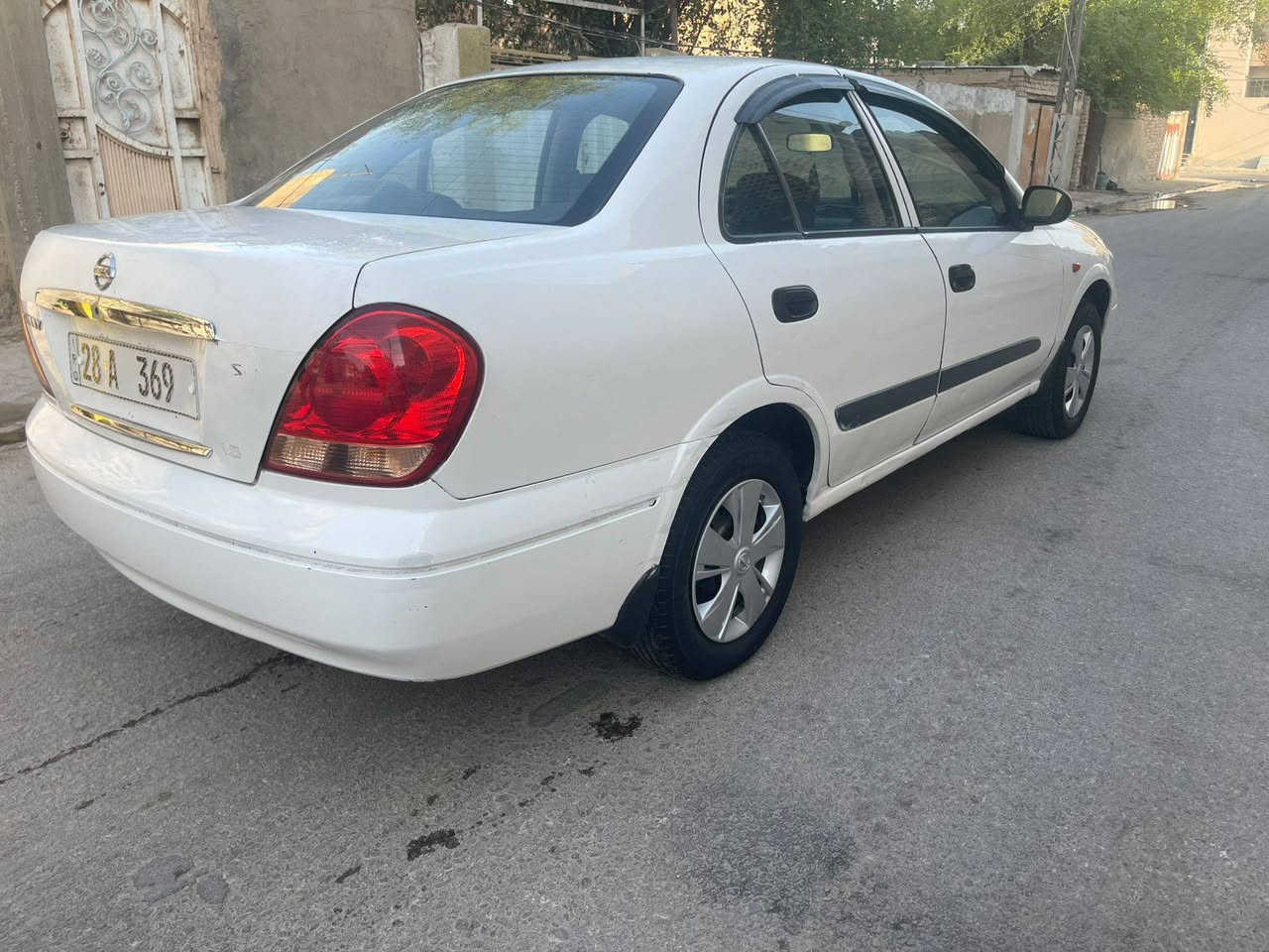 سيارة صني نيسان ياباني الاصلي ابو التفاحة مكفولة من الحادث القوي والگلبة والتچوة والگص رقم مميز نجف باأسمي مصفرة من الغرامات  المداور بنفس اليوم  تخم تايرات تبريد ثلج حدادية جديدة سيارة جاهزة فلس ماتخسر عليها   گير اوتاماتيك السعر 85 وبي مجال العنوان الديوانية قضاء الحمزة الشرقي رقم المبايل ***********
