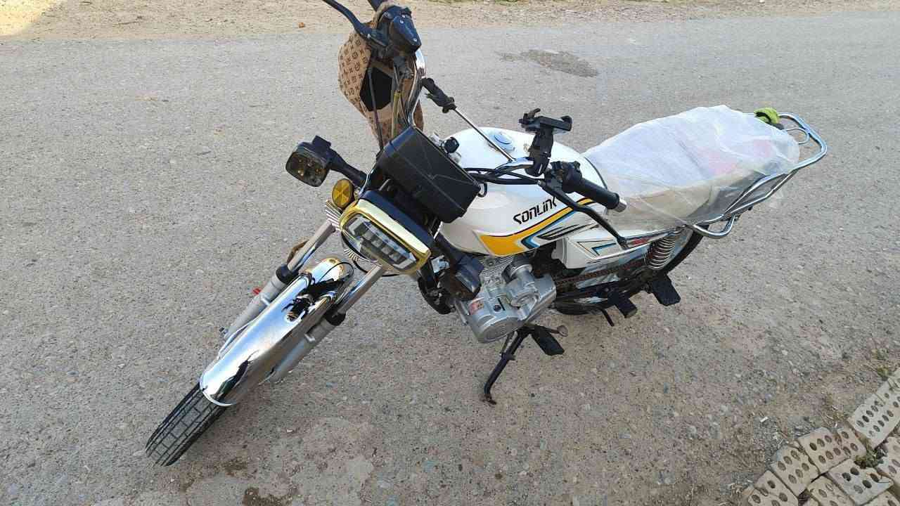 سلام عليكم دراجه لبيع
مديل 24سعر 650وبيه مجال


**إذا كنت صاحب هذا الإعلان وتريد حذفه لأي سبب، رجاءا أرسل رسالة إلى الدعم الفني**