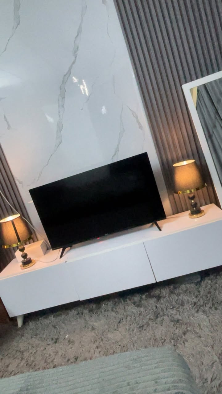 السلام عليكم غرفة نوم للبيع نضيفه  اي ضرر مابيه اناره تحت سرير واناره داخل الكنتور مكاني بغداد سعره. ٦٠٠ مع ميز تلفزيون


**إذا كنت صاحب هذا الإعلان وتريد حذفه لأي سبب، رجاءا أرسل رسالة إلى الدعم الفني**