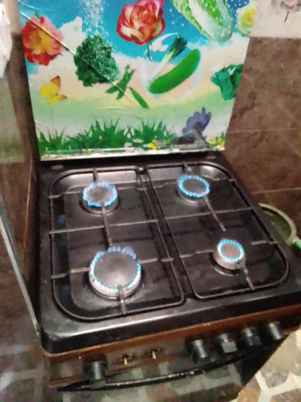 طباخ للبيع عنوان خانقين.شغال مابي عيب..***********
