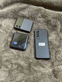 يا الله  مزاد بس اقرأ المنشور للاخير 3 مبايلات بهذا الشكل نضافه 100  ا...