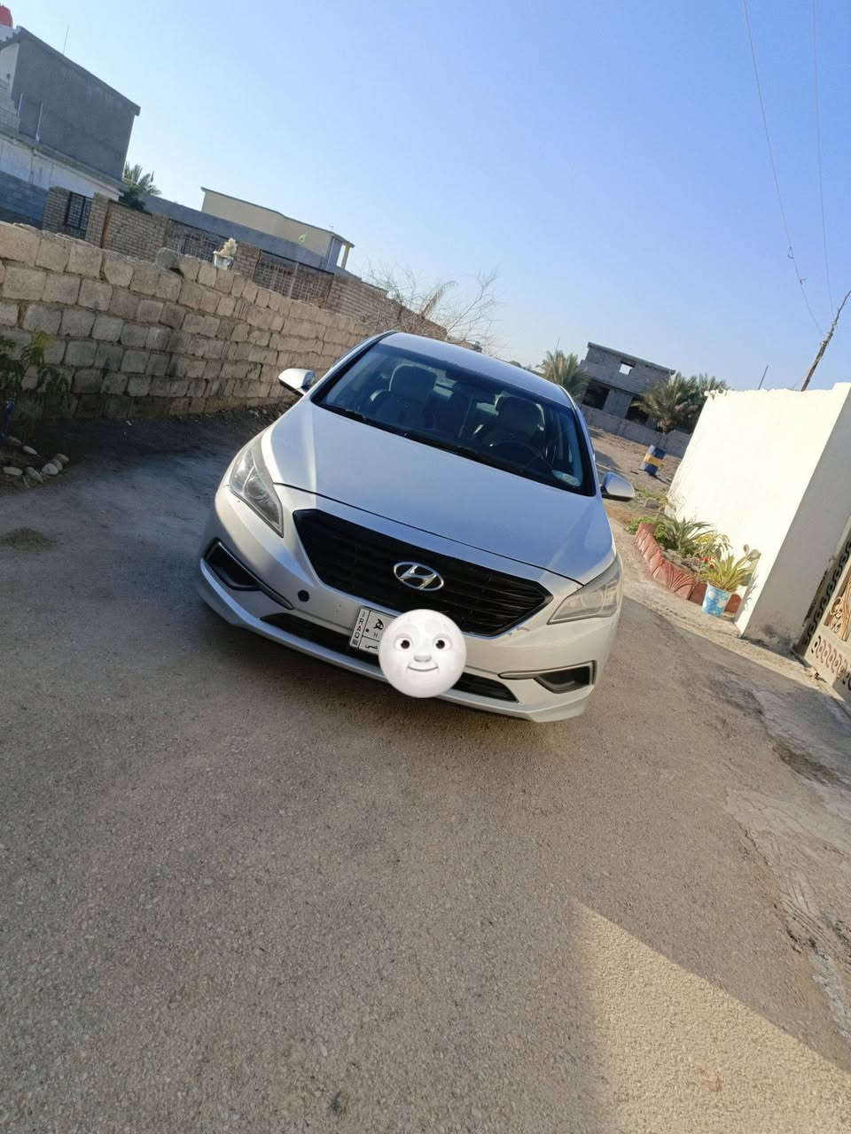 السلام عليكم للبيع سوناتا موديل 2016 رقم بغداد بسمي نص فول وارد امريكي بدون حادث 
كلين سعر 137 مكان ديالى ***********
