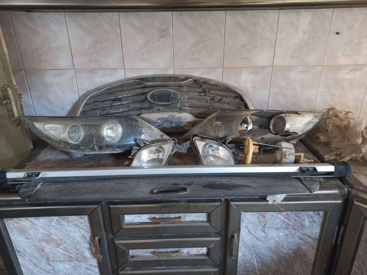 للبيع غراض سبورتج من ٢٠١١_٢٠١٥ 
***********
