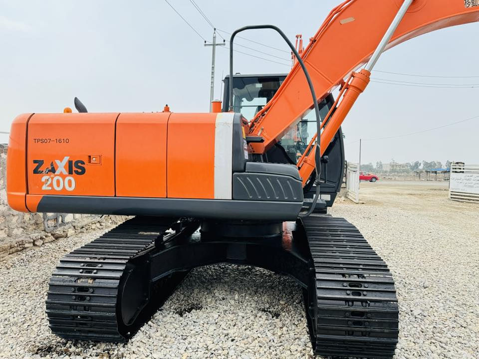 يتوفر لدى معرض الفنجان 🥇
للتجارة العامة وتجارت الآليات الثقيلة 
حفاره زت ثري  2013اصل  وفصل 
بموديلها مامشتغله بالعراق ولا كيله شرط 📍
 
دخول. جديد ياباني 🈯️🈯️
عدد ساعات العمل 5. 

#حدادية زناجيل نظافه100/100🥇
#فــقط لعشاق الجـديــد والمميز.

#كفـالة عامة فـول مواصفات 🇯🇵🏆•
#
#الـــعنوان الديوانية طريق الحمزه نزلت جسر سايلو 📍.
الأستفسار ***********☎️📞
