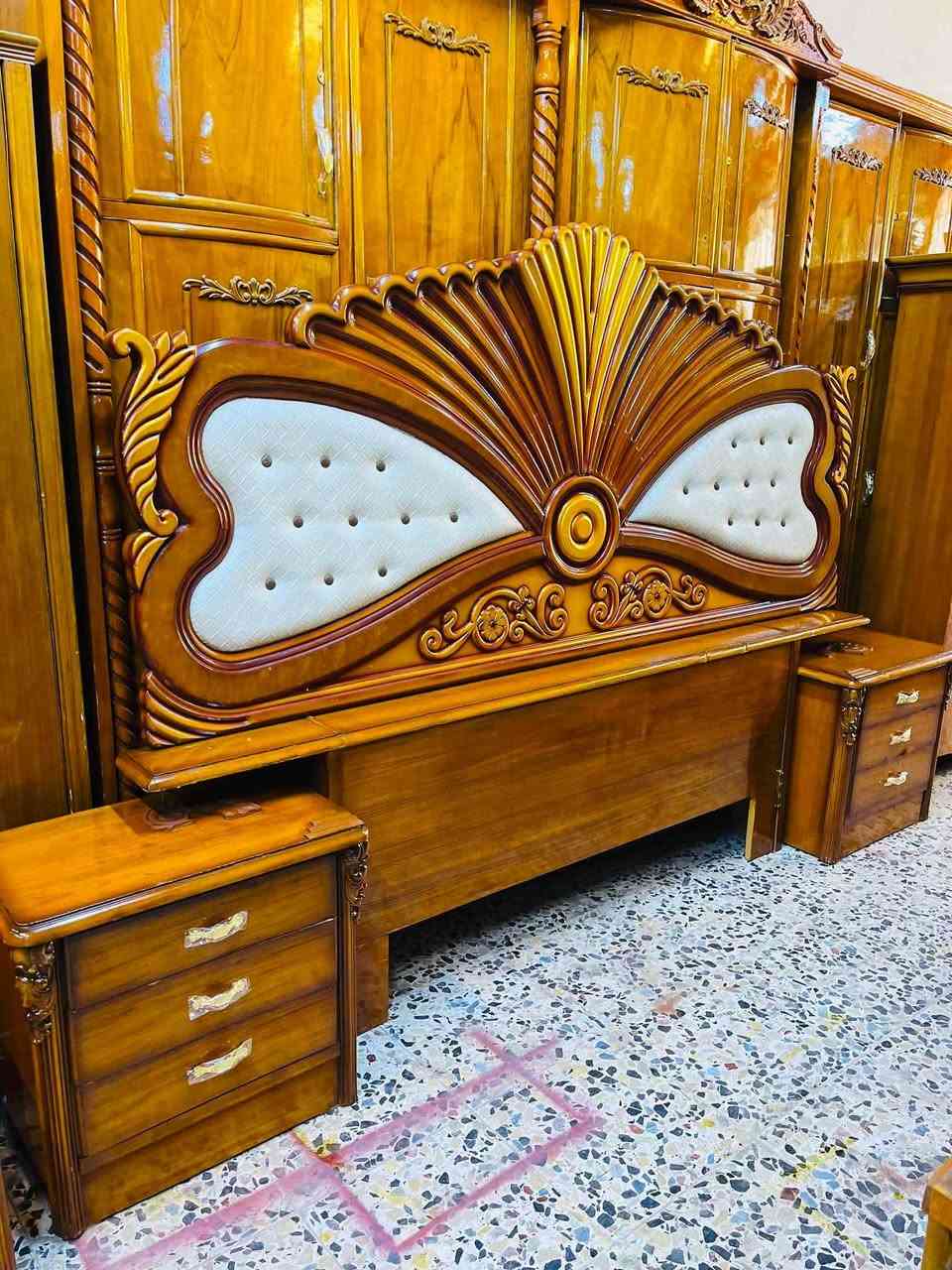غرفة نوم صاج عراقي مستخدمة
داخل وخارج صاج نضافه90💯 
6ملحق  
سعرها 650 
شد ونقل داخل بغداد مجاني والمحافضات بكروه***********حجز وتس
