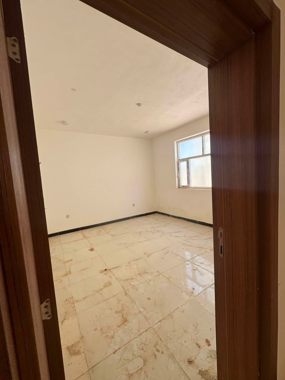 🏡 دار للبيع – مجمع أبو تراب
📍 الموقع: مجمع أبو تراب
📐 مساحة الدار: 200 متر
🛣️ تقع على شارع 30 متر
✨ موقع مميز ومناسب للسكن والاستثمار.

📞 للاستفسار والتواصل (واتساب واتصال):
***********

#مجمع_أبو_تراب #النجف #النجف_الأشرف #عقارات_النجف #دار_للبيع #بيت_للبيع #عقار #استثمار #بيع_وشراء #عراقي #العراق #بيوت_النجف #سكن #عروض_عقارية
