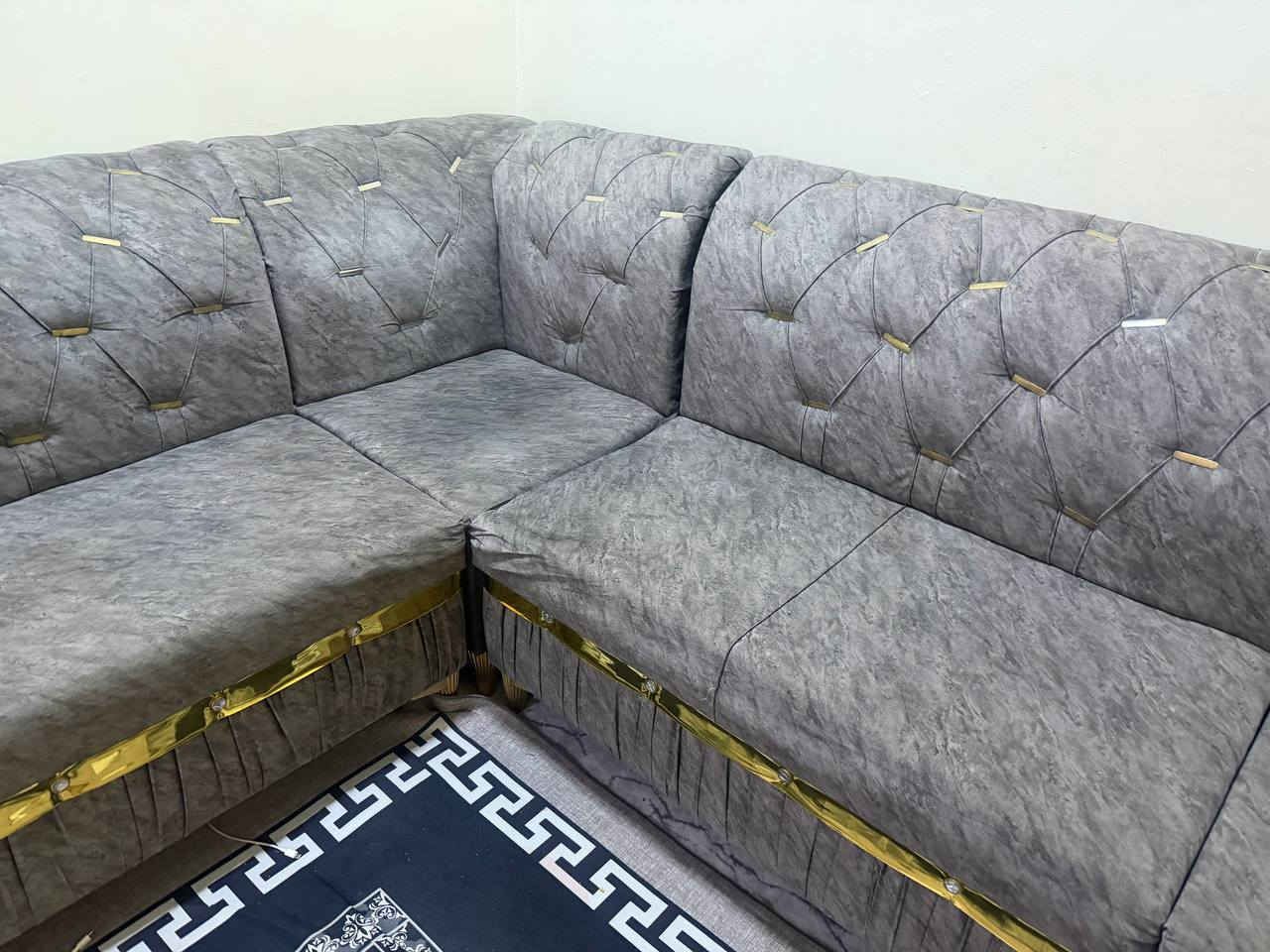 سلام عليكم تخم 7 امتار  نظافة 90٪
استخدام قليل للبيع 230 الف بي مجال قليل
متواجد فقط اتصال ***********
