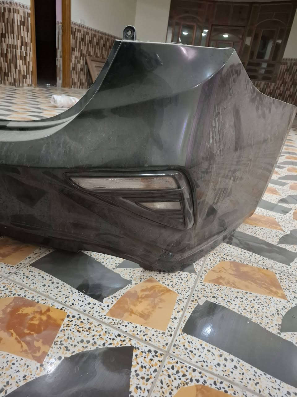 سلام عليكم غراض فورتي موديل 21 الي يحتاجهن يراسلني واتساب عبوه بيها بس فيت بم عاطل 
***********
