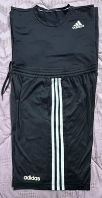 طقم أديداس • أصلي وكالة • مقاسات L M