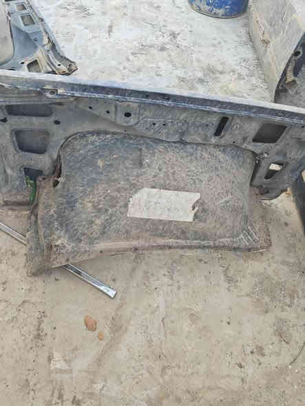 السلام عليكم غراض سيارة شوفرليت موديل ثمانينات مكان الكوت السعر مليون ونص قفل للاستفسار اتصل ***********
