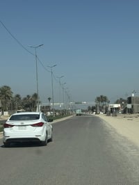 هيكل ما مسقوف • ١٩٠م • قرب جسر المشاة