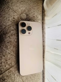 ايفون 16ضمان ماستر بطارية 100بعدة جديد ذاكرة ٢٥٦السعر 1350مكان الشعب 0...