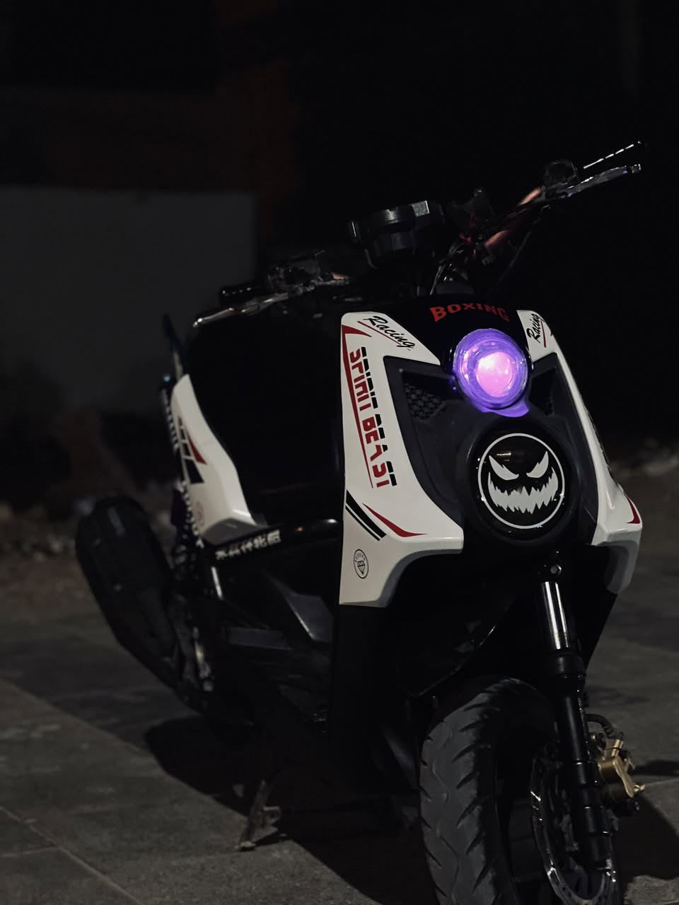 دراجه سكنس جبلي البيع الدراجه خيرة من الله نضافه وشلعه ومعدل ول دراجه برغي ما مفتوح بيه مستعجل على بيعتهه السعر خاص الرقم الستفسار ***********
