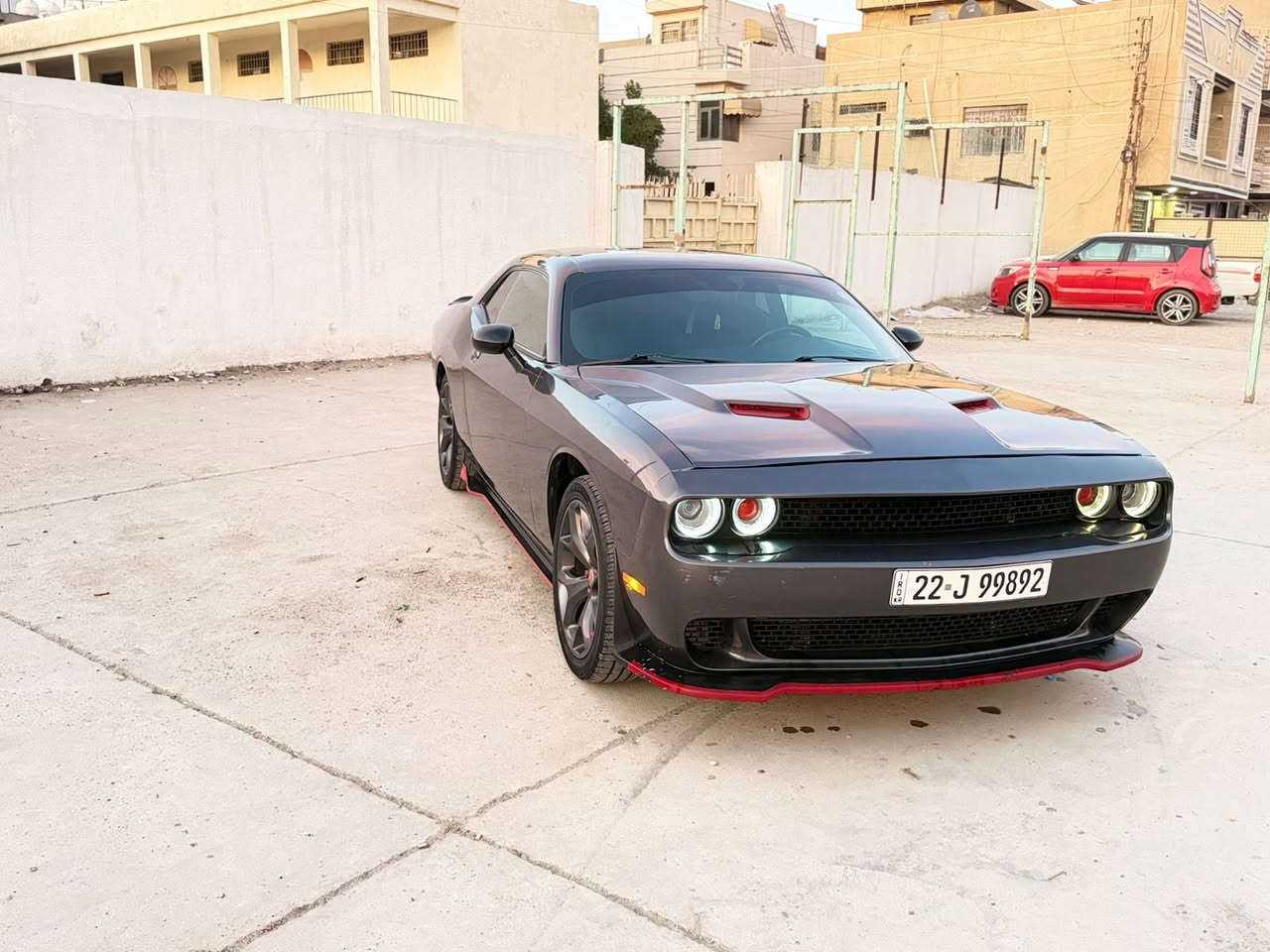 السلام  عليكم
جالنجر موديل 2022
مواصفات عاديه sxt3600
لون فيلي حادث جاملغين وباب مبدل 
صفحه اليمنه بدون ايرباك بدون دواخل 
بدون شاصي 
تحويل وكاله بشرط 
ماشيه ٥٠الف ميل 
السعر 184وبيها مجال حك الجيه 

***********
***********
