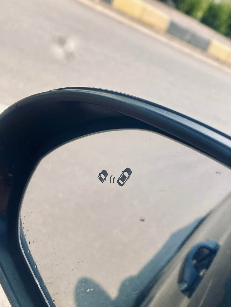 ⭕️كندي
⭕️اسود
⭕️بيها قطعتين بدون دواخل
⭕️محرك 20دوش لاصرف ولانفخ
⭕️ماشية 150 كليو متر فقط
⭕️هز شهر ال 6 تصقط
⭕️سنوية 2030
⭕️رقم مصطره اربيل
⭕️كير اي تي المرغوب
⭕️هيتر كشنات
⭕️هيتر استيرن
⭕️نقطه عمياء 
⭕️رادارة
⭕️شاشه اصليه تدعم كار ابلاي
⭕️مانع انزلاق
⭕️3 انضمات قيادة ايكو -سبورت-نورمان
⭕️السيارة جاهزة ماتصرف عليها فلس
⭕️السعر 125$ وبيها مجال 💵
⭕️العنون موصل حي الحدباء
⭕️الانتصال  ‭0750 233 0439‬-‭0773 188 9332‬ موصل, نينوى
