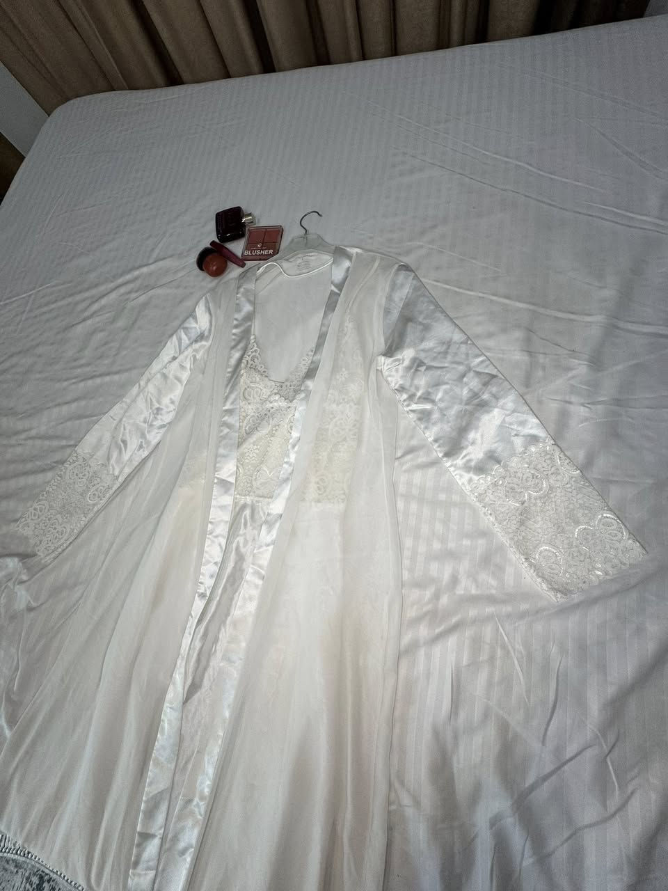 ✨ ملابس نسائية مستخدمة للبيع ✨

عندي مجموعة ملابس نسائية بحالة ممتازة جدًا، لبس خفيف ونظيفة 👌  
تشمل (فساتين / قمصان نوم / بديات  / بناطيل)

📏 المقاسات: (S / M / L)  
💰 الأسعار: مناسبة وقابلة للنقاش  

📍 الموقع: بغداد  
🚚 التوصيل متوفر داخل بغداد  

📩 للحجز أو الاستفسار مراسلة خاص


**إذا كنت صاحب هذا الإعلان وتريد حذفه لأي سبب، رجاءا أرسل رسالة إلى الدعم الفني**