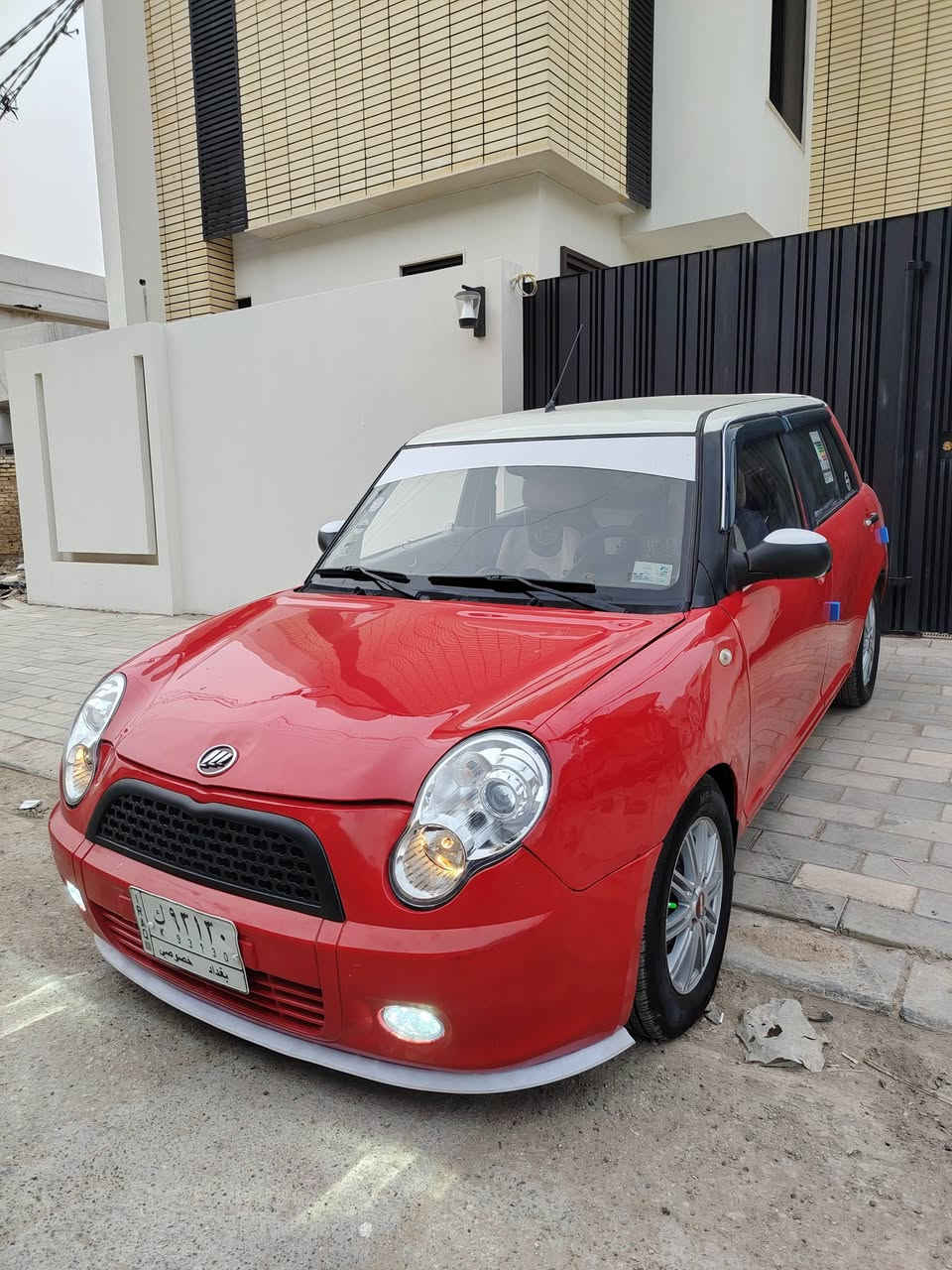 يالله
ليفان 320

موديل 14خروجيه 19
ماشيه 90

كفاله عامه عدا البارد جديد لوك قطرة خياس مابيه

ولا جراد

محرك وكير وكلج جديد لوك 

تبريد تدفئه شغاله 

حداديه امامي وخلفي جديده بلكارتون 

سياره عليه ادامه كامله منظومة البانزين

ادامه منظومة المي بعز صيف حماوته ٤

تخم تاير جديد

لايت جديد 

كشافات جديد

غرفته جدا نظيفه 

السعر ٤٧مجاله كلش بسيط 

***********
