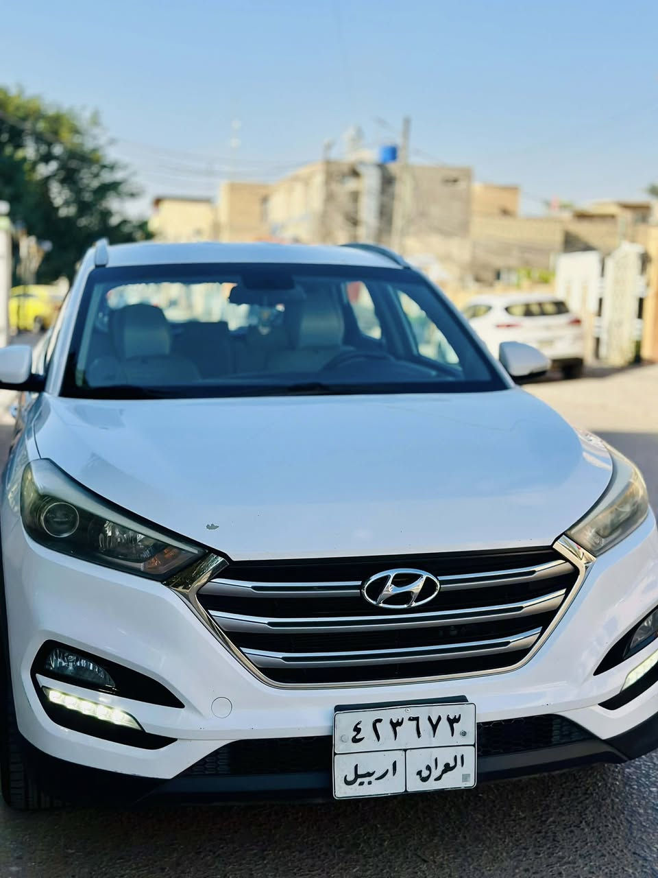 سلام عليكم
توكسان شركة الكاصد خليجي موديل 2018
كوريه 
مراوس او بيع حسب لقناعه 

سياره كفاله عامة  
رقم اربيل تحويل او وكاله بأسم شركة 

مكينه 2000 دوش مكفول 

كير مكفول 

مري شفط + اوتو
ويل كروم   
دبل لد امامي 
لد خلفي 
يدات نيكل 
تبريد خلفي  
كامره خلفي 
حساس 
تحكمات استيرن 
ثلاث مودات قياده اعتيادي /ايكو / سبورت 
باقي موصفات معروفا 

النجف الاشرف
***********
