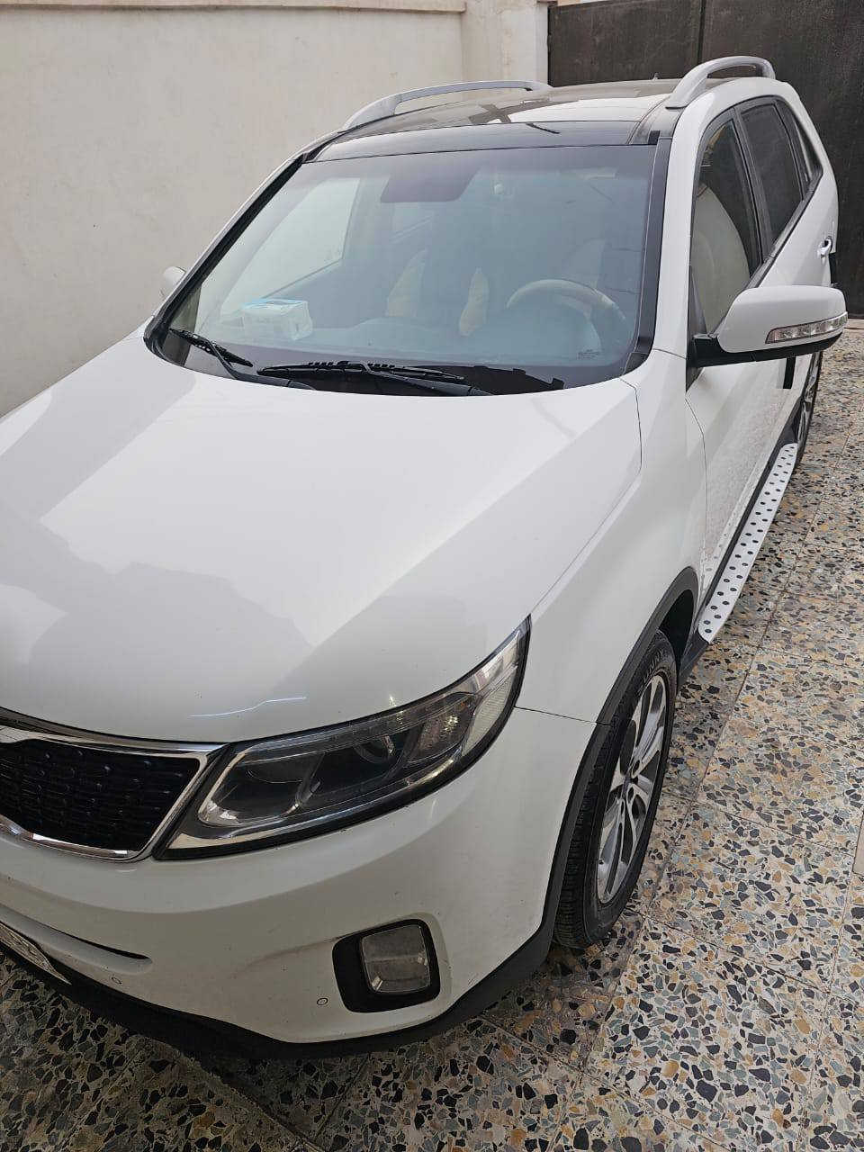 كيا سورينتو 2015 وارد خليجي للبيع
الرقم : بغداد
اللون: أبيض
المحرك: V6 – 6 سلندر
عدد الركاب: 7 ركاب
فتحة سقف بانوراما
مكفوله كفاله عامه 
مكينة وكير مكفولات شرط الفحص
بدون ضربات
بدون صبغ أو تبديل
تحكمات ستيرن
مثبت سرعة
نظام ECO اقتصادي
نظام مانع الانزلاق. 
كاميرا خلفية
إشارات بالمرايا
إضاءة أمامية زنون
كشنات جلد
تبريد 3 قطع ثلج
صدر أمامي جديد بالكامل
منظومة بلكات ونوزلات جديدة
السيارة نظيفة جداً وجاهزة للاستخدام.
السعر : (19.500) $
للاستفسار الاتصال ع الرقم : (***********)
مكان السياره الفلوجه .
