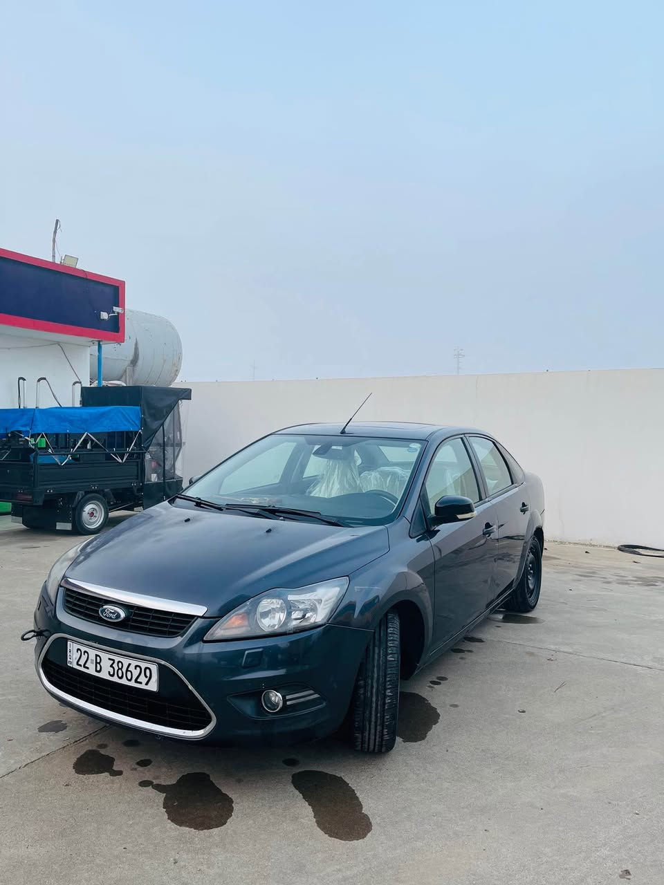 سلام علیکم
بسم الله الرحمن الرحيم.
سعر (٨٨) معامەلەیەکی برایانە 
Ford Focus TITANUM فول فول مواسەفات
بەصمە، سڵاید ، کوشنی سەیاق کارەبا و کوشنی سەکن جەگ، کوشنی سەکن و سەیاق هیتەر، تەبرید لەمس وتەحوکومی سارد و گەرمی سەکن و سەیاق بە دڵی خۆت، ئاوێنەی ناوەڕاست دژە فوول، کوشن جڵد، ئاوێنە ئیشارەت و ئاوێنەکانی ئەخەوێت، هەر چوار جامی ئۆتۆ و حاسە سڵایدەکەش ئۆتۆ ، بەخی لایتەکان، حاسەی دواوە
سبوغ نیو بۆنیت بۆیاغە لە ڕسمەکان دیارە بۆیاغەکەی کاڵ بۆتەوە بێ ناو بێ ئێرباگ
چوار تایە و ویلی لۆکی لەژێرە ویل عادی
گێر و مەکینە بەشەرت نەکراوەتەوە سەرف و دوکەڵ و بوخاری نییە بەس ڕۆنی RAVENOLی ئەڵمانی تێکراوە 
سەیارەکە (303) هەزار ڕۆشتووە
گێر ATF مەرغوبترین جۆری گێڕ
بەشەرتی تەبرید سارد و گەرم 
ڕۆن ئیستۆپ کامل گۆڕیومەوە کامل خاوێن کردنەوەی بۆ کراوە
تاقم بانصی CAR4Uی بەریتانی بۆ بەستراوە 
تاقم پشت و پێشی کامل گۆڕاوە بێ تەقە و ڕەقە تەنها قاعیدەی بانصەکانی یەک تۆز تەقەی تیاییە 
هەزەی بەسەرچووە و سەنەوی تا مانگی ١٢ی ٢٠٢٧ تازەییە بە شەرتی تەحویل و غەرامە
*********** ( viber , whatsApp) بشدار, السليمانية
