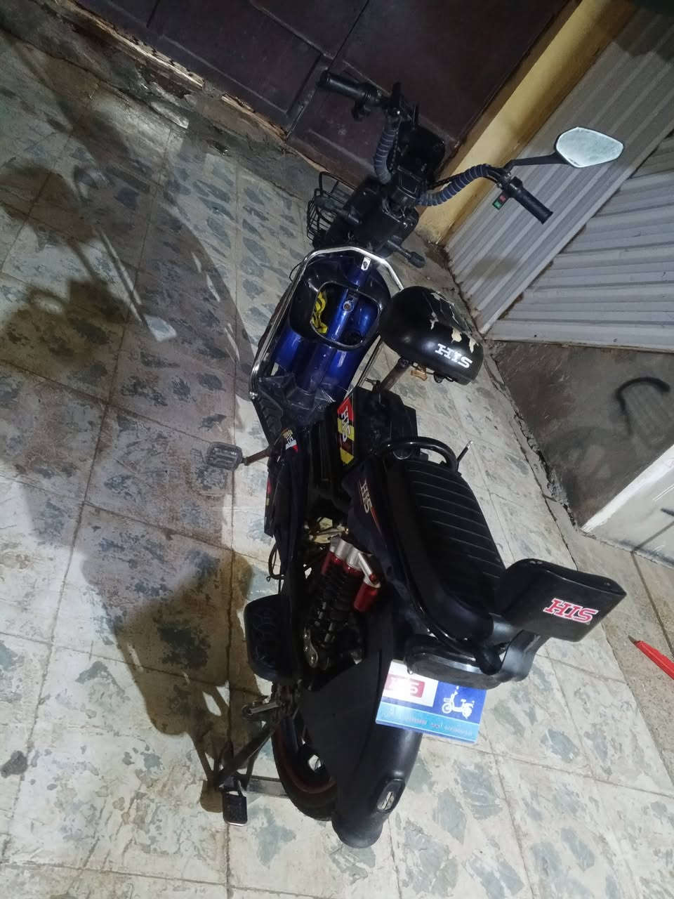 السلام عليكم هذا ماطور شحن للبيع حجم 20 بطاريات كامله السعر المطلوب 425 بي مجال مكانه رقم الهاتف ***********
