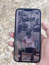 ايفون ١٣ برو ماكس🔥 بطاريه ٨٠ الاصليه🔋 ذاكرة ٢٥٦ تك سين نضافه ١٠٠٪؜ ممب...