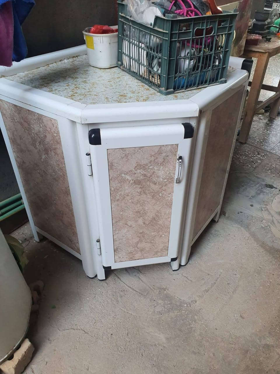كاونتر 4 قطع +ميز طعام _كربلاء حي العباس السعر 400الف وبي مجال حك الجيه


**إذا كنت صاحب هذا الإعلان وتريد حذفه لأي سبب، رجاءا أرسل رسالة إلى الدعم الفني**