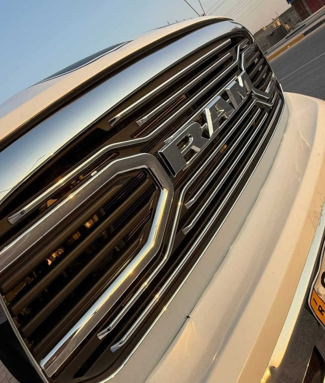 السلام عليكم
للبيع دوج رام كلاسك 
السعر 176 وبيه مجال مشتعجل كلش
الرقم للاتصال ***********
باب طويل بدي قصير 

موديل 2021

 محرك 3600 V6

عليه تعديل ويل جبلي  وتخم تاير جديد وترفيع بلادي  

 الضرار  بنيد فقط  بدون دواخل  قطعه صبغ  السياره جديده جداً 

 هزه وفحص وسنويه جديده   

ماشيه 79 الف كيلو
