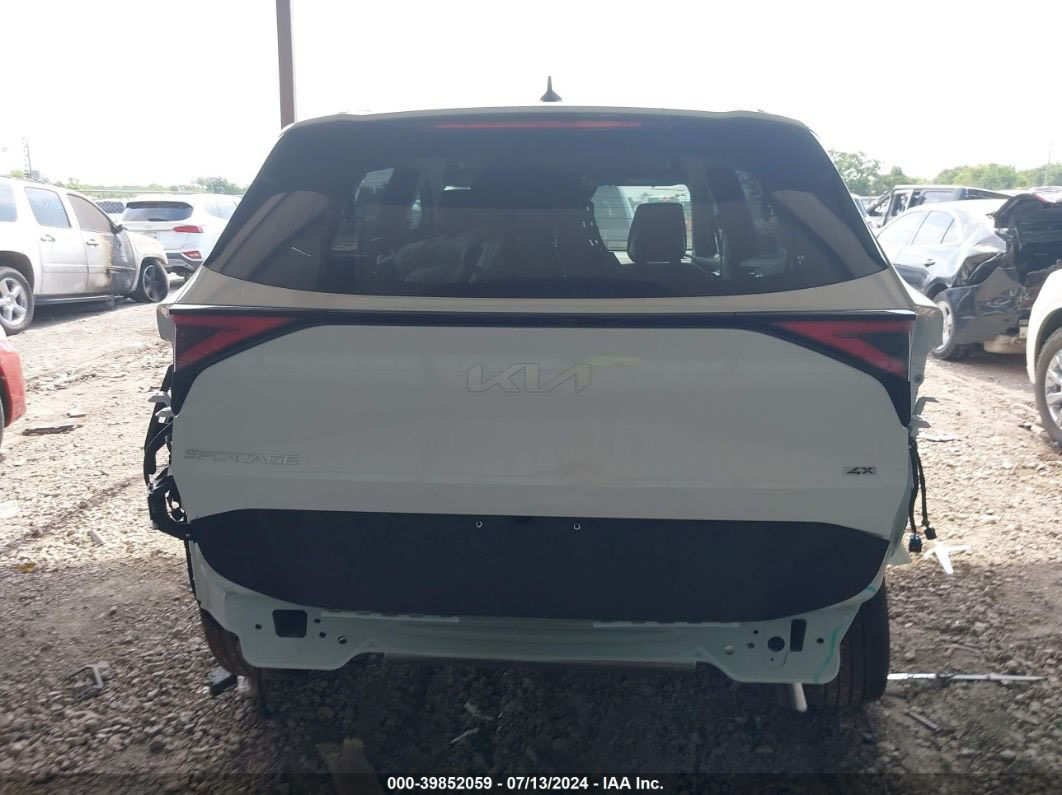 سپورتج امريكي 2024 فئة EX أو 4X رقم بغداد الجديد بأسمي بدون أيرباگ بدون صبغ حادثها بارد بالچاملغ الخلفي والباب الخلفي بارد كلش قليل وكلشي واضح بالصور والفديو
بيها فعصة بالصندوگ والدعامية الامامية بدلتها دعمت كلب اجلكم الله والقديمة موجودة 
المواصفات كلشي بيها ماعدا الفتحة 
السعر 225 وبيها مجال 
للاستفسار ***********
