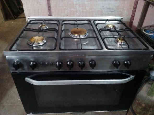 للبيع طباخ فريش ستيل مصري خمس عيون فرن اعلا واسفل %%نظيف جداا جداا
السعر300.000الف دينار  ضمان5سنوات
  النجف الاشرف مناذره حي المطاط خلف السايلز الورشة المنزلية ***********
علي العوادي ....تحياتي النجف
