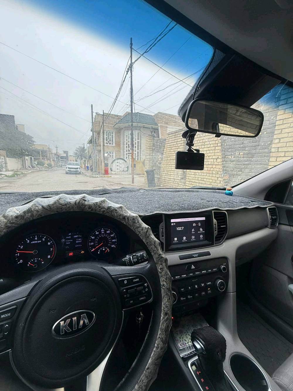 كيا سبورتج وارد امريكي ضرر باب لون اسود رقم واسط