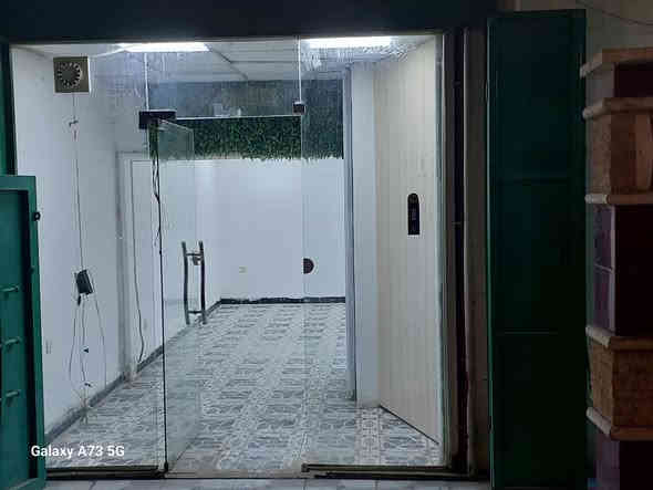 محل للايجار
مقابل مطعم ليمونة
ابو محمد 
***********
***********
