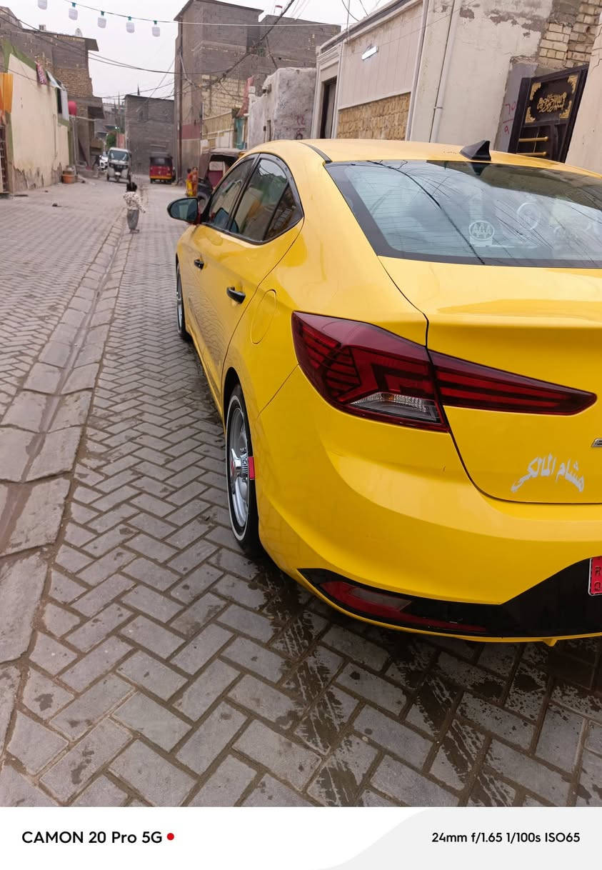 نعيد النشر بسبب الوعود الكاذبة هيونداي النترا موديل 2019 وارد امريكي صور الحادث بالمنشور مرفقهه
مكينة گير حدادية تبريد على الفحص
حجم المحرك 2000 دوش المرغوب منظومه غاز لا تبخير ولا تنقيص 
تحكم ستيرن
شاشة 
كامره دواره 
تدفئه تبريد 
لايتات زنون 
مكان السيارة بغداد جميله 
رقم بغداد  الماني بسمي تحويل ثاني يوم  مصفره هيئه وغرامات
سعره130 ورقة بيها مجال بسيط
أي استفسار  ***********
 هيونداي النترا موديل 2019 وارد امريكي
