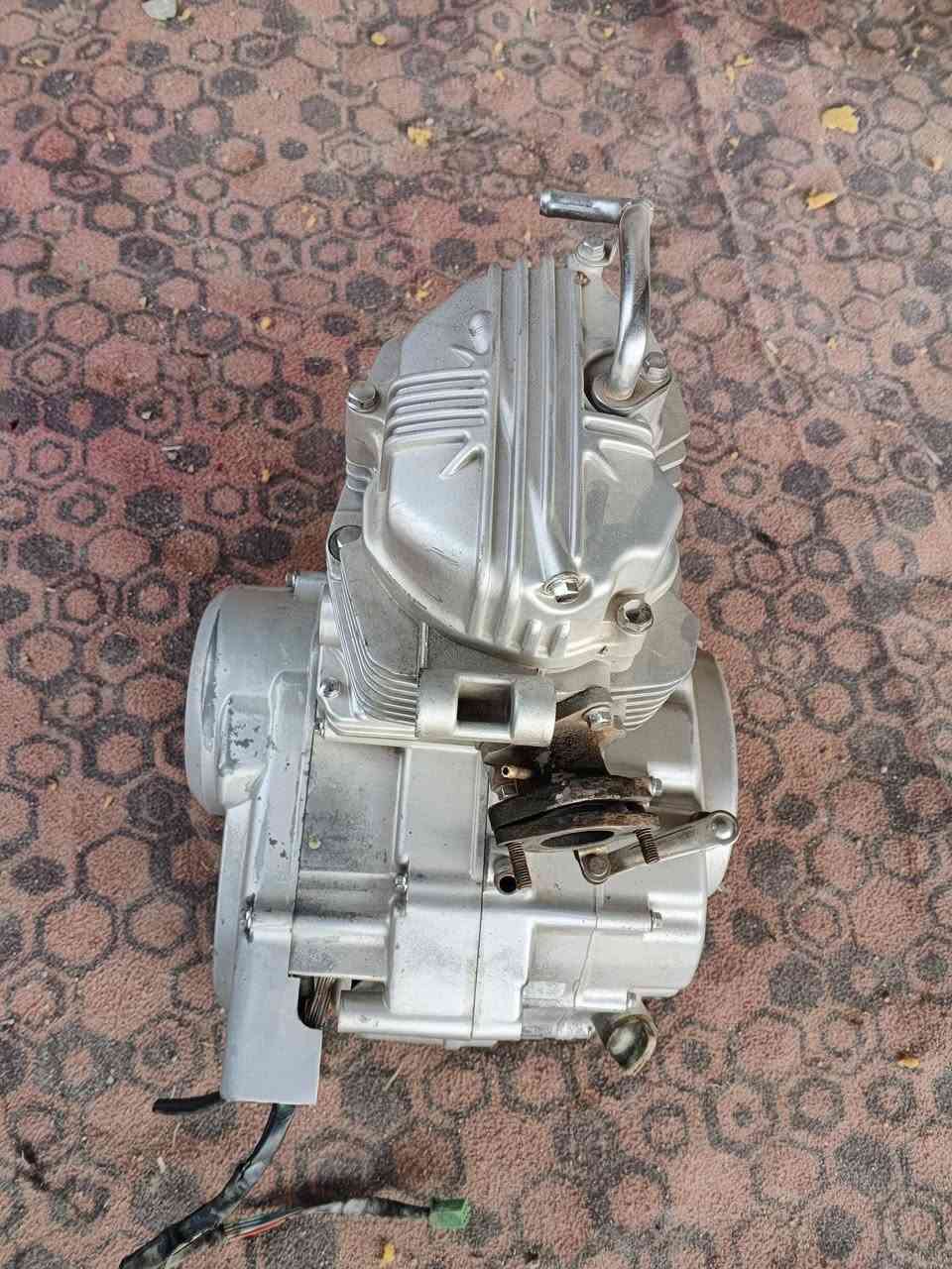 محرك برفاز للبيع مفتوح مره1مبدل قبق لكلچ فقط لسعر90شرط لتشغيل مكان بصره كرمه علي رقم ***********
