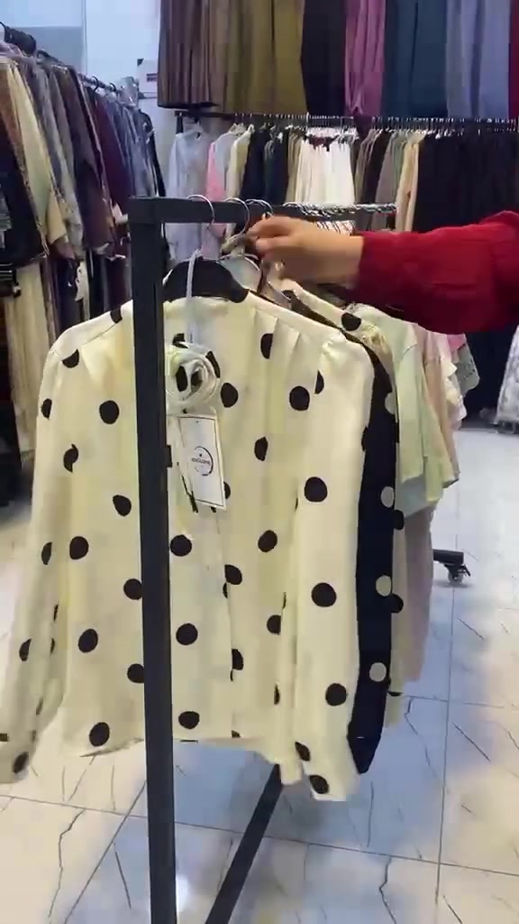 ازياء الاميرات 
مجمع قمبر🔥
السعر.25.000 #خانقين


**إذا كنت صاحب هذا الإعلان وتريد حذفه لأي سبب، رجاءا أرسل رسالة إلى الدعم الفني**