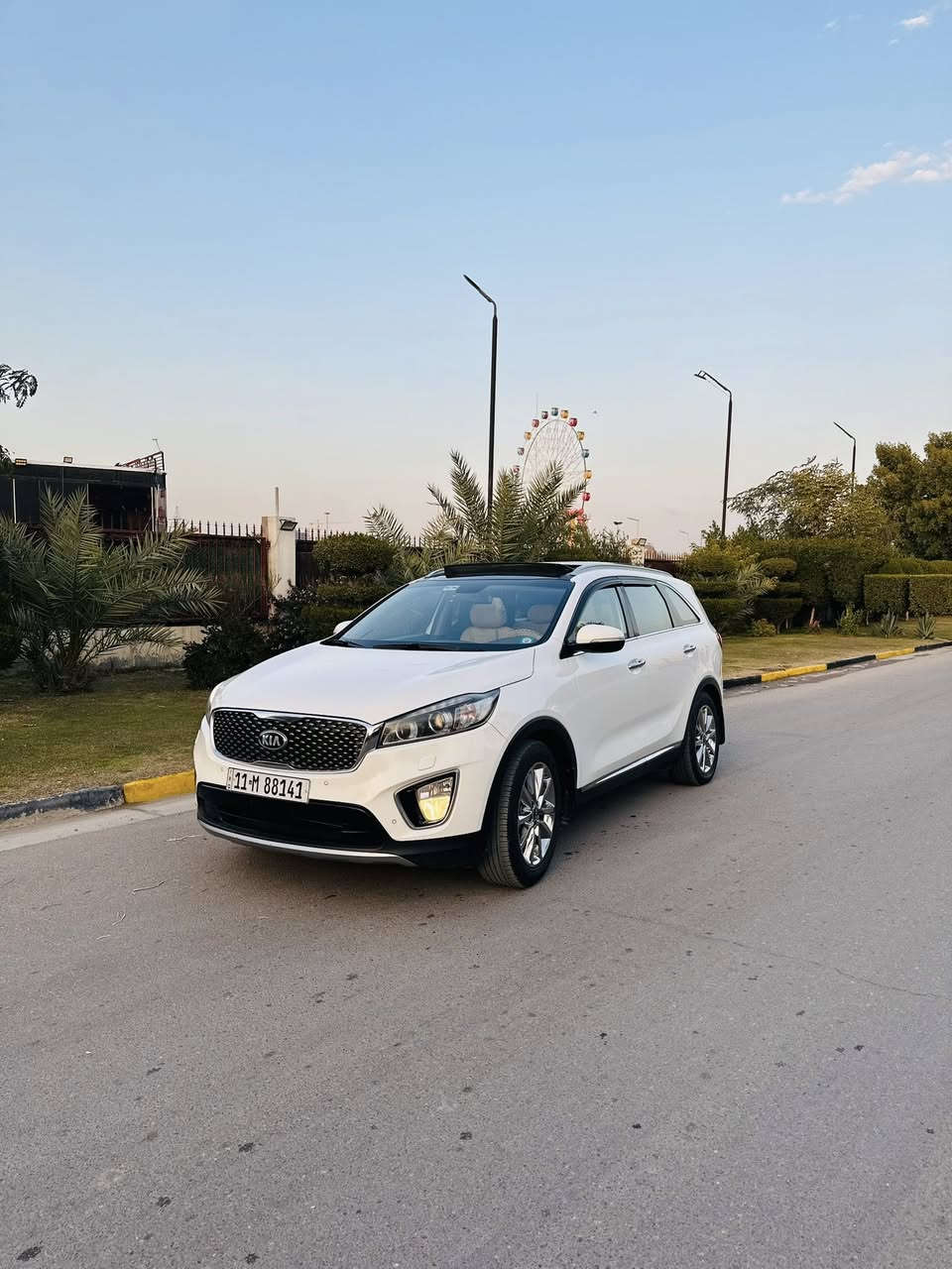 كيا سورنتو للبيع 2017  خليجي
رقم بغداد باسمي 6سلندر   كفاله عدا بارد اباب السكن بسيط 

بيه باب السايق دبل كود  او بنيد مطبك بل الشركه 

فول مواصفات بانوراما بصمتين ابواب  + بصمة تشغيل جنطه كهربائيه ذكيه رادرادات امامي وخلفي  وجوانب 

السعر 225 بيه مجال بسيط 

مكان السياره بغداد حي الجامعه 

رقم التلفون::***********
